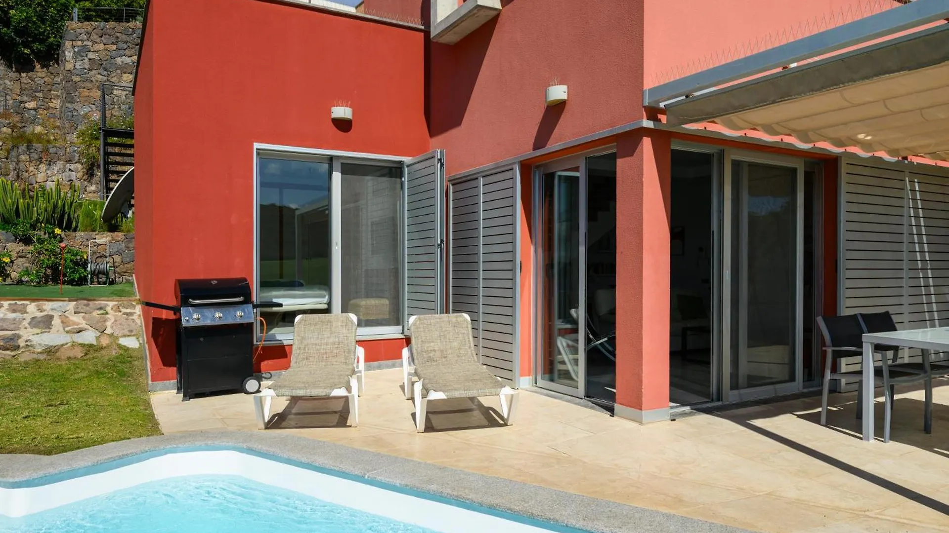 Villa In Salobre With Private Pool & Stunning View ماسبالوماس 0*,  إسبانيا